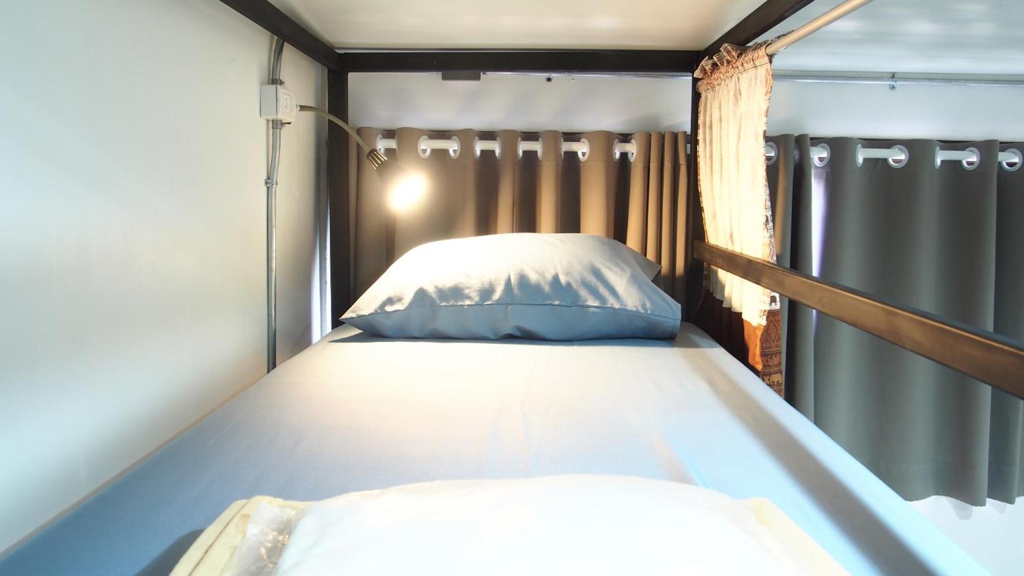 Dhub Hostel Donmueng Bangkok Exteriör bild